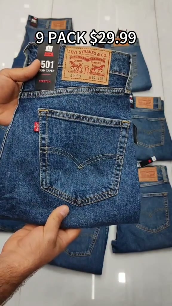 Men Classic Jeans｜$29.99