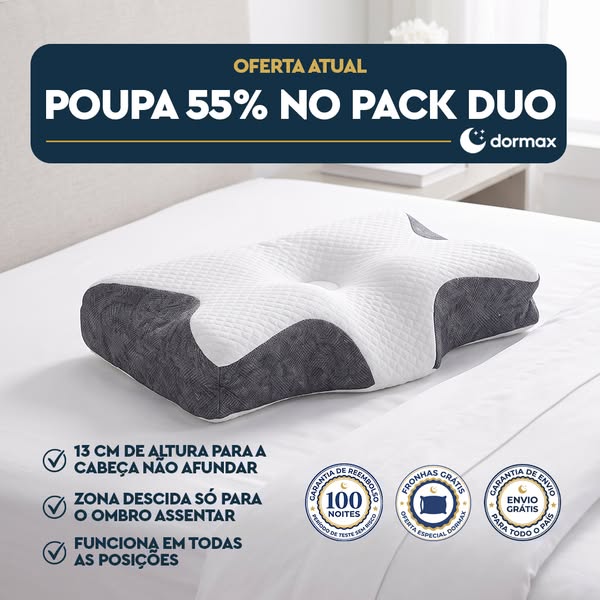 Duas almofadas, uma para cada lado da cama.