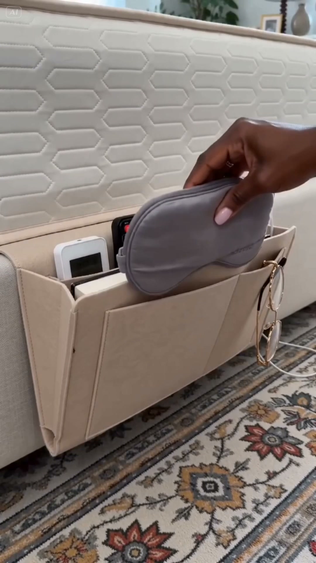 Bedside Hanging Organizer – Keep Essentials Within Reach