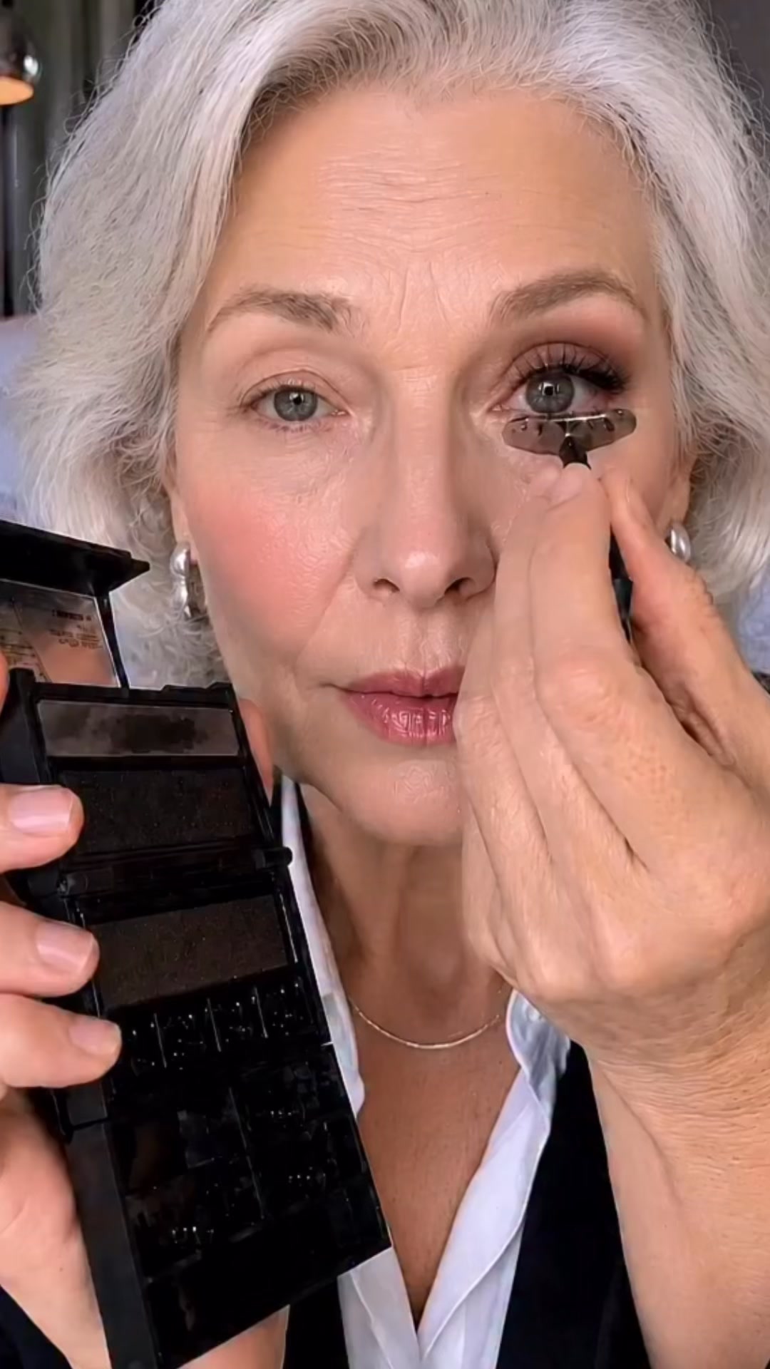 Des cils inférieurs en quelques secondes