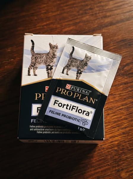 Your Vet's FortiFlora is Not Fixing Your Cat.