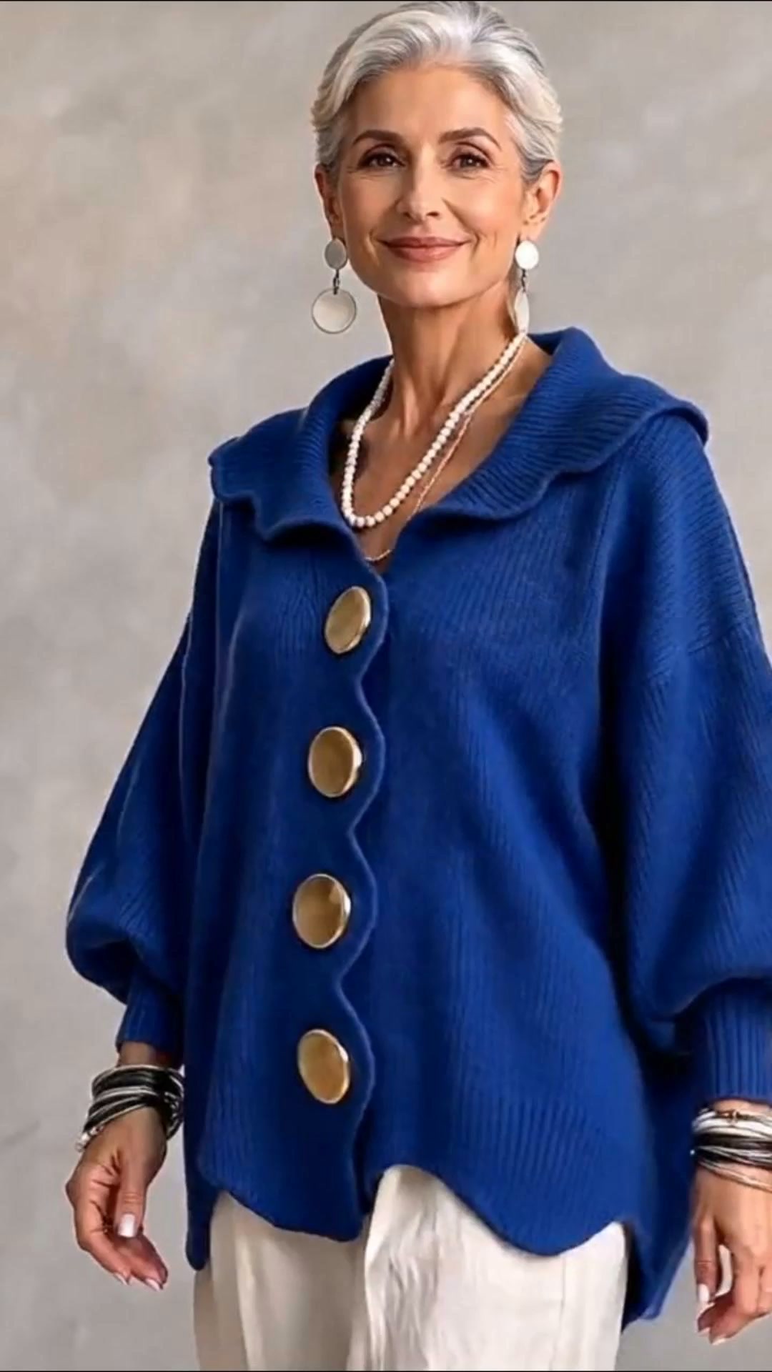 Scalloped Big‑Button Oversized Knit Cardigan