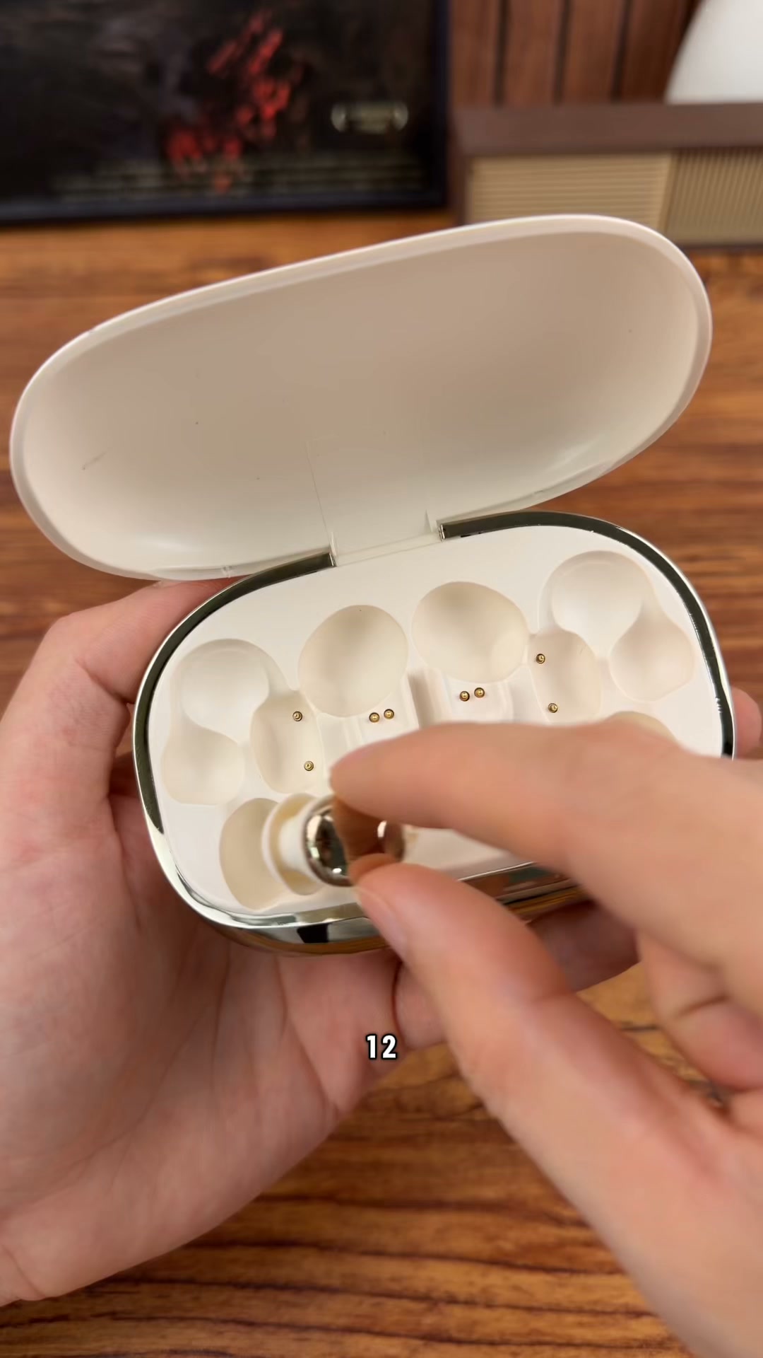 Get Three Pairs in One Case