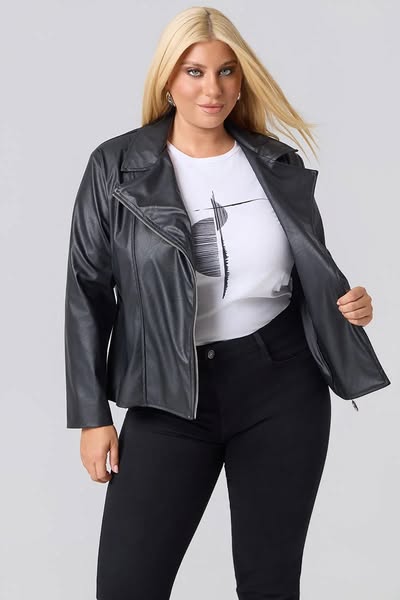 DM Plus Size Creations