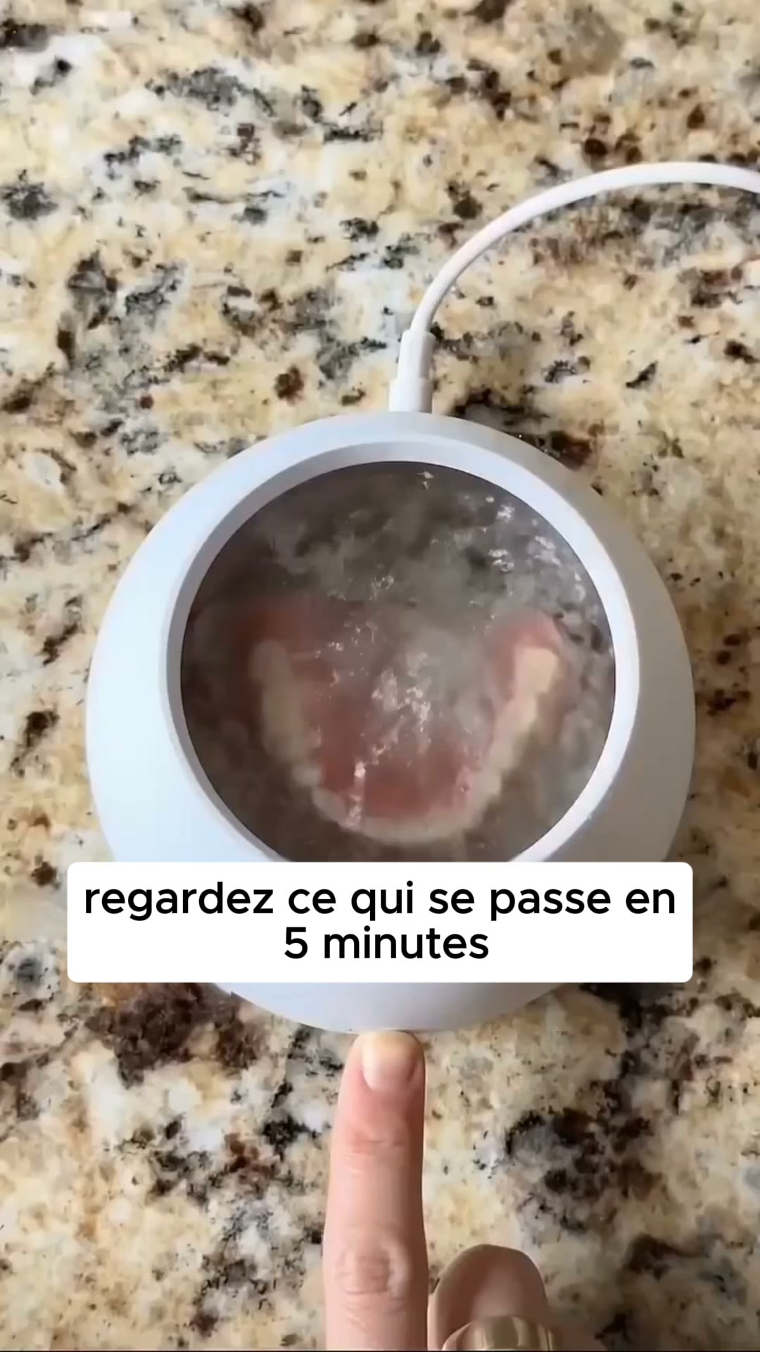 Le nettoyeur de dentiers n°1 recommandé par les dentistes