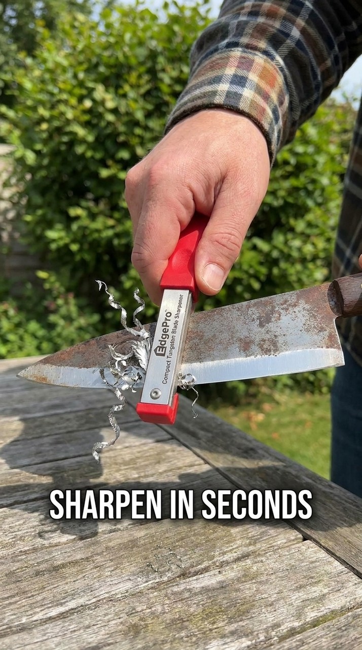 Sharpen any blade in seconds