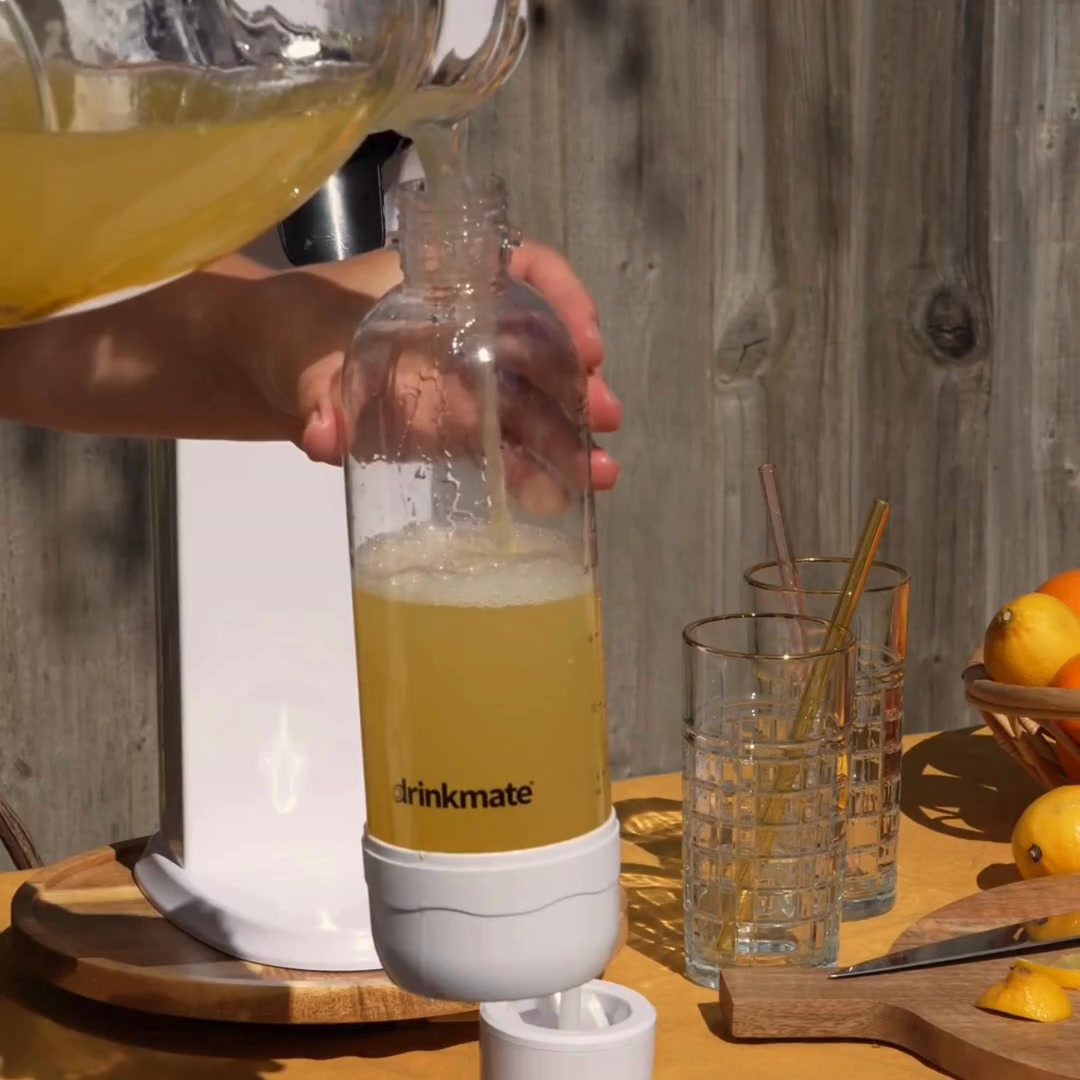 Fizz anything. Even fresh lemonade.