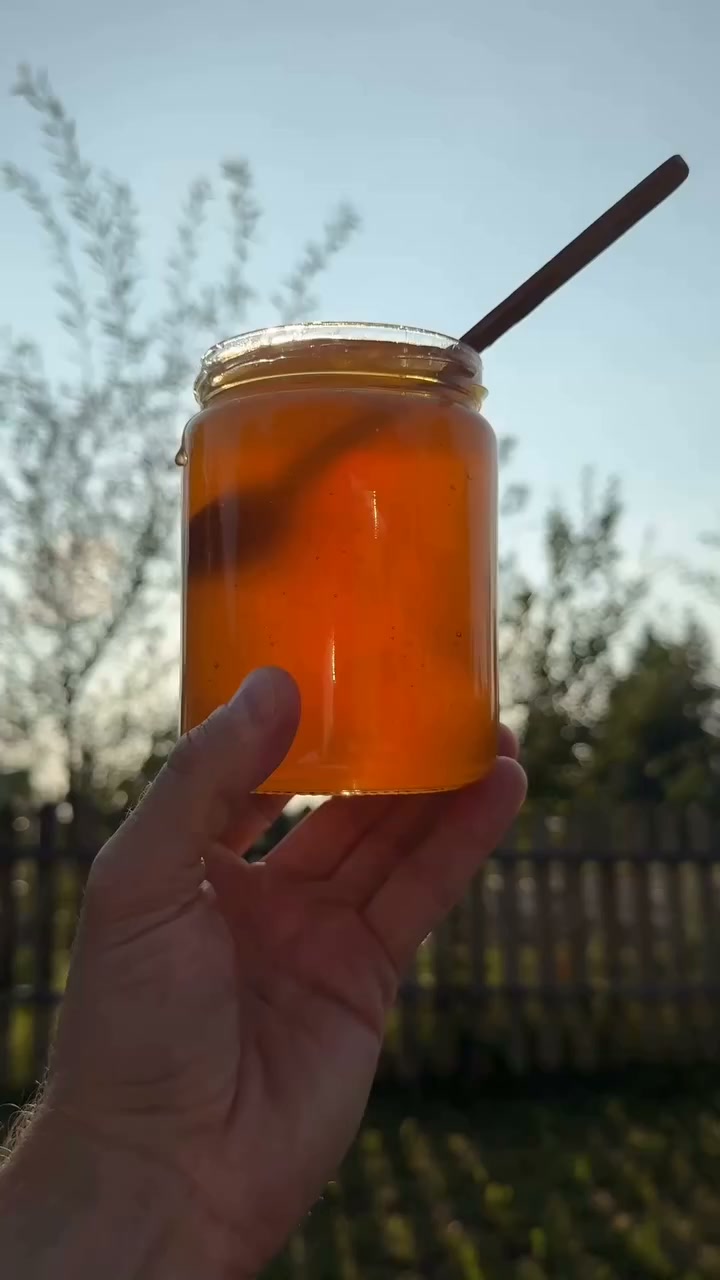 Anúncio de Miód od Kulmy