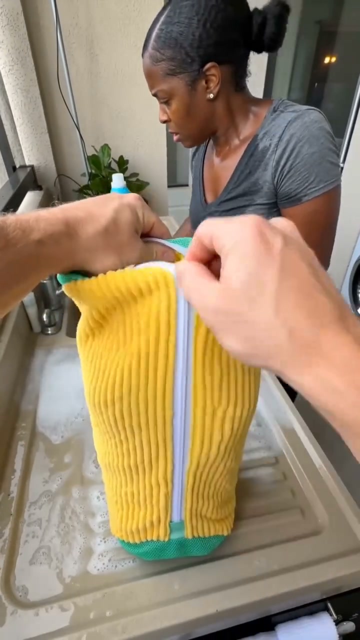 Wash Smarter. Protect Your Shoes.