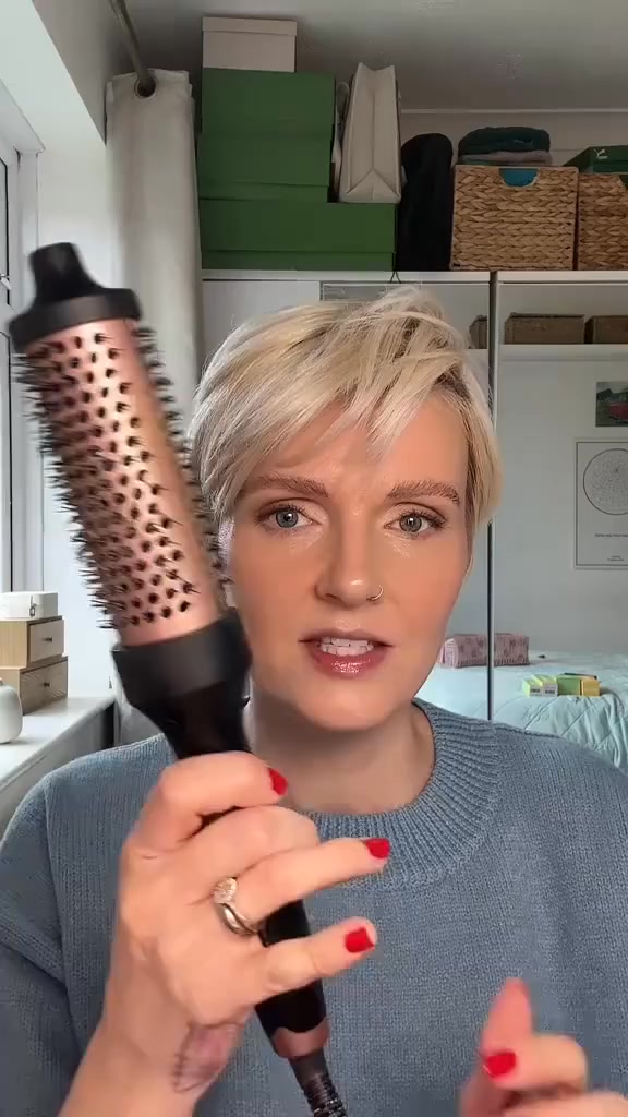 Your hair should make you feel powerful. Not invisible.