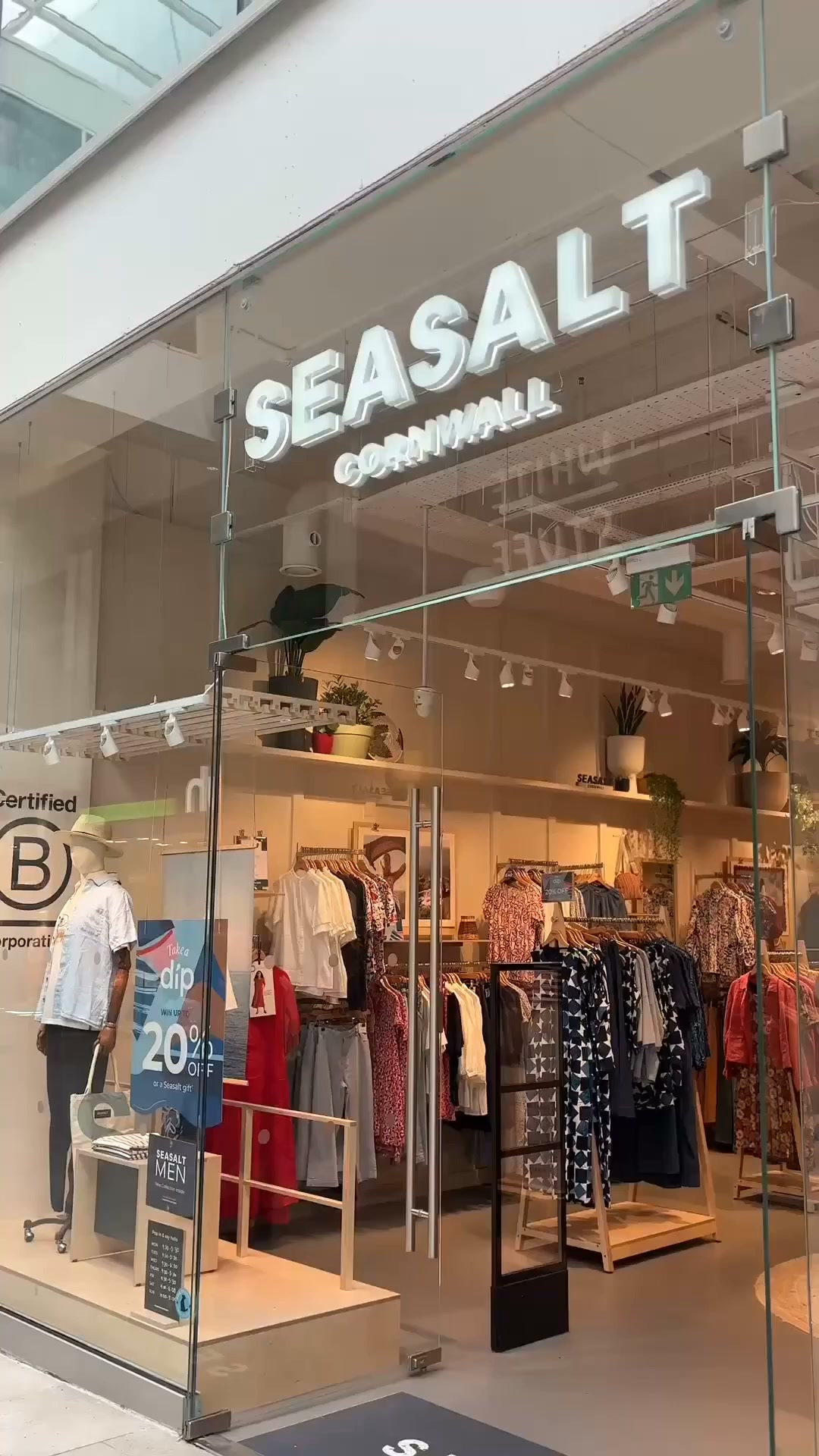 Seasalt Cornwall Outfits Built For Gentle Cliff Walks And Seaside Getaways