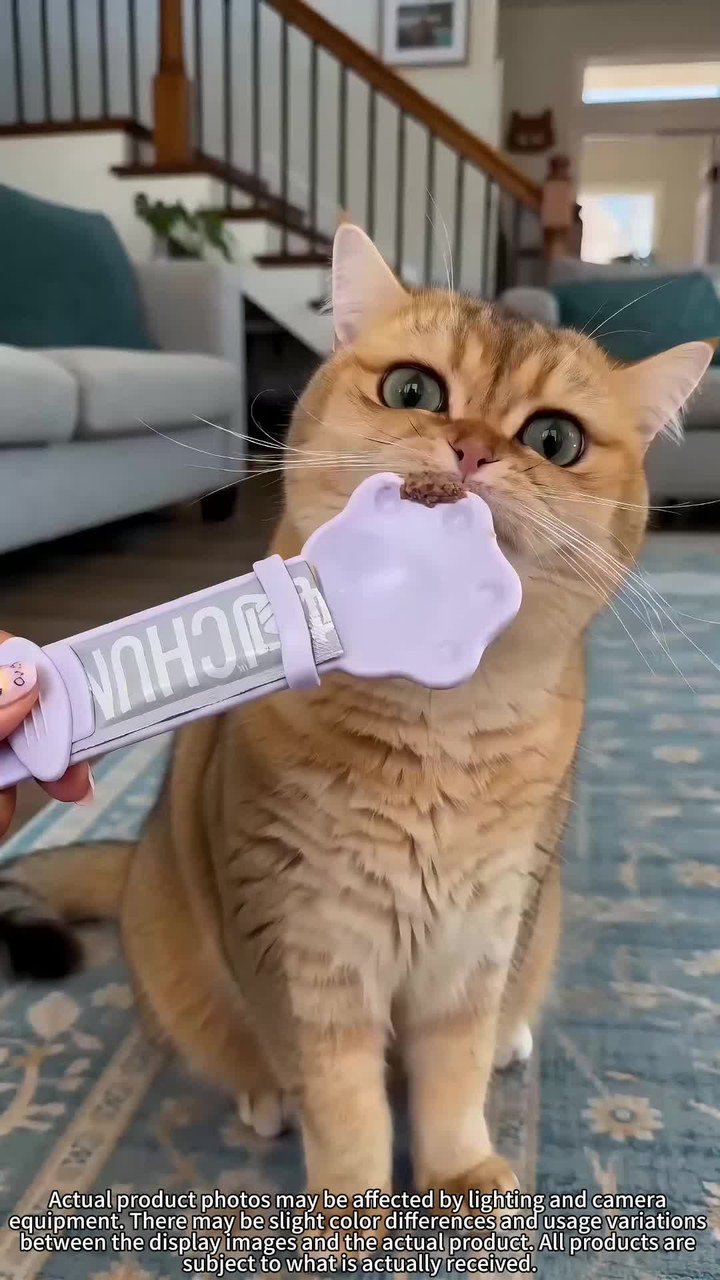 Cat Strip Squeeze Spoon