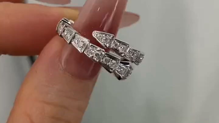 Stars don't fade. Neither does our jewelry.