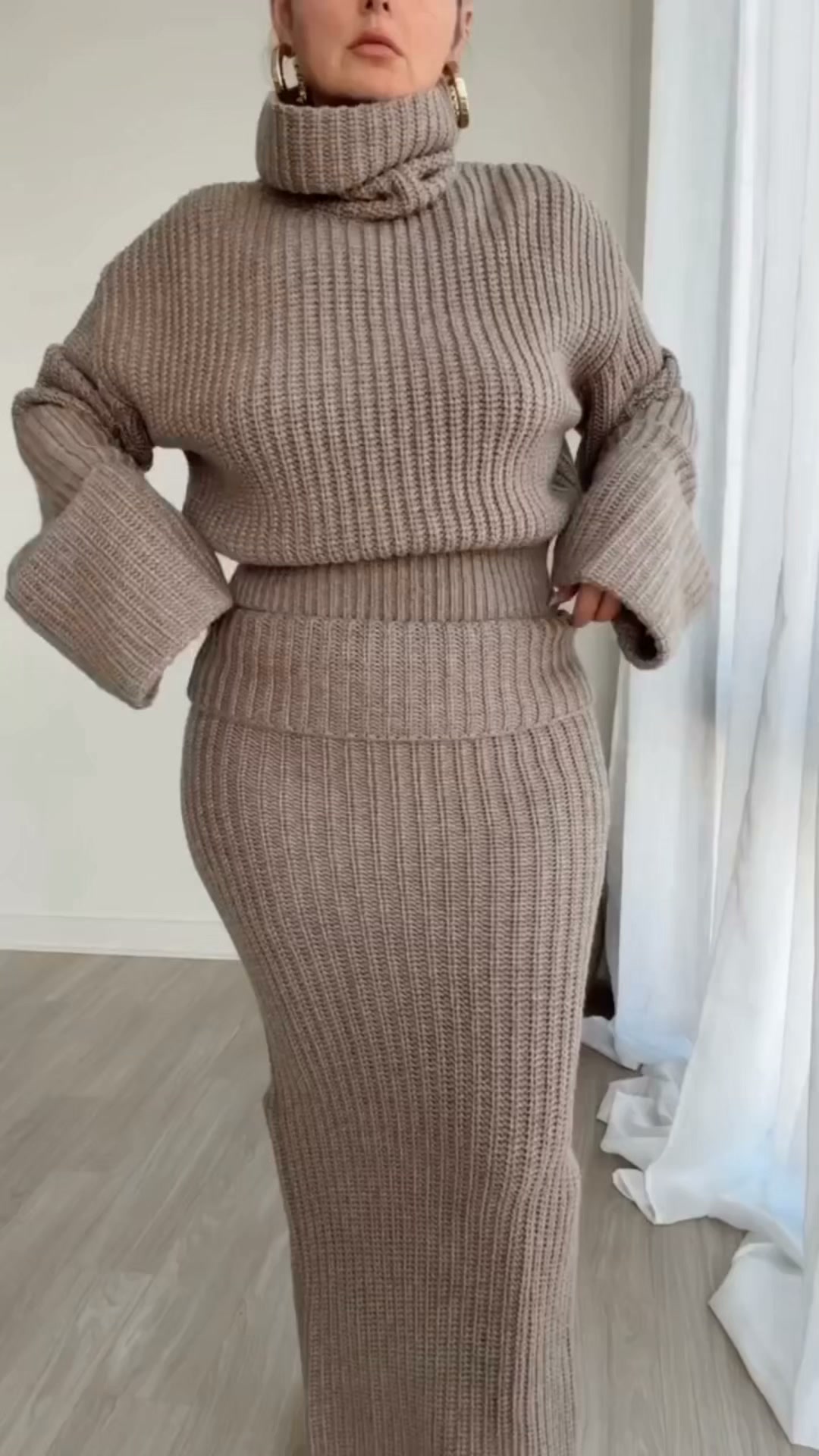 https://magifash.com/products/amaya-roll-neck-knit-jumper