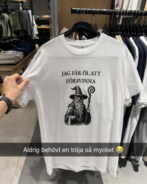 200+ motiv och tusentals tröjor levererade