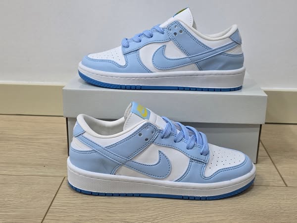 Nike Dunk Infantil Azul Claro e Blanco
