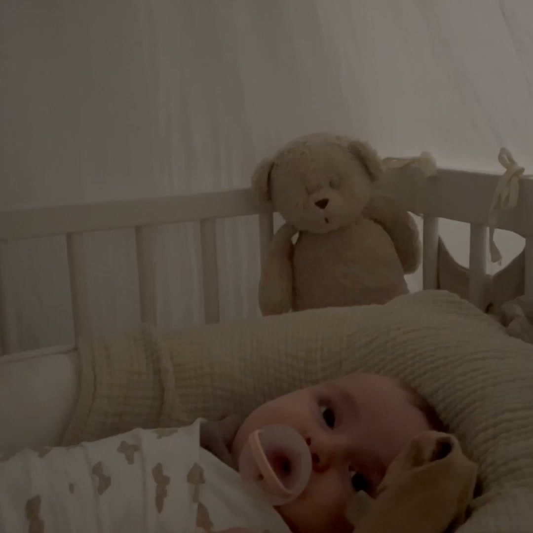 What midwives discovered about pacifier acceptance.