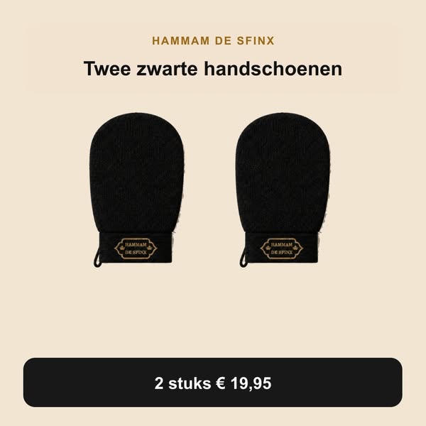Twee zwarte handschoenen | 2 stuks € 19,95