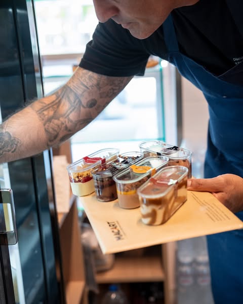 https://www.google.com/knowledgegraphshares?kgmid=/g/11kp_09fgj&hl=el-GR&q=Pastrylab+Fine+Products&shem=epsd1,ltae,rimspwouoe&shndl=30&sourc