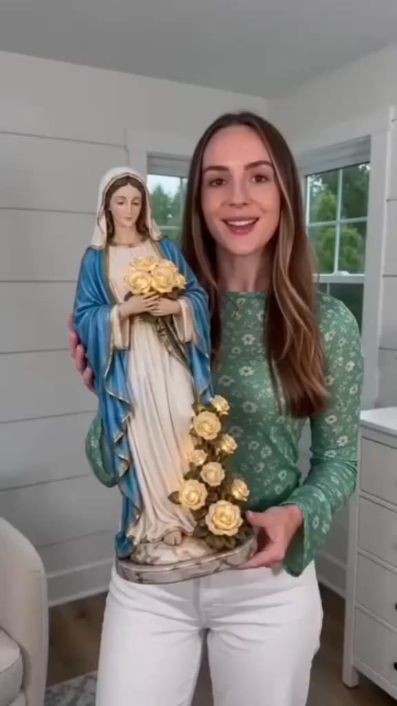 Virgin Mary Garden Light