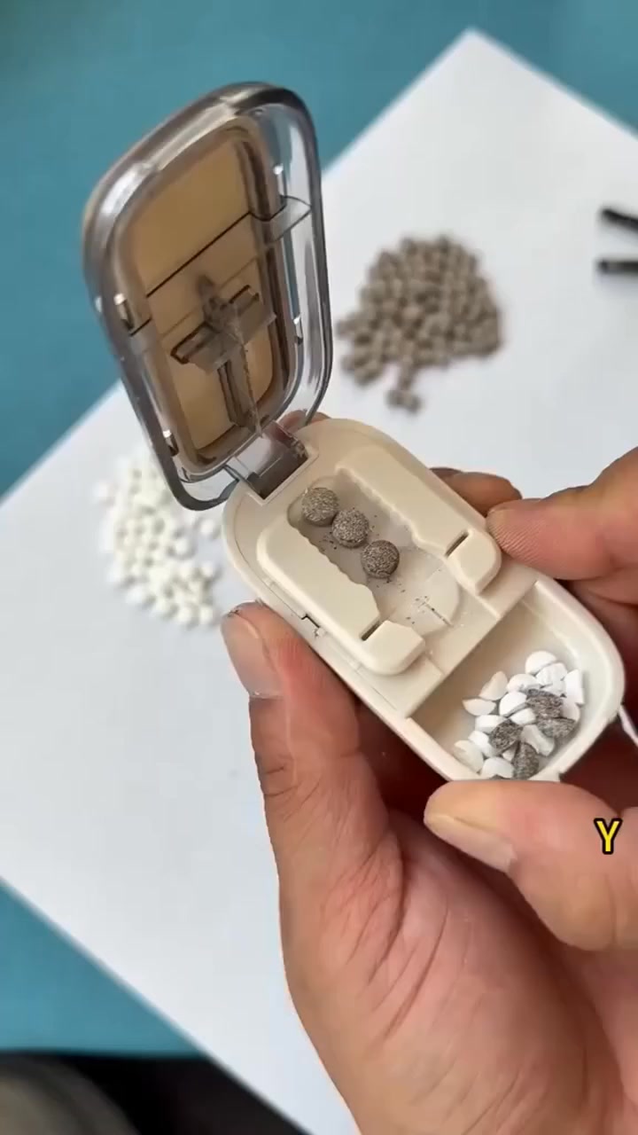Portable Pill Cutter