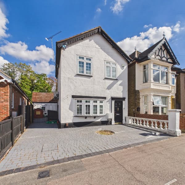 Manor Road, Havering