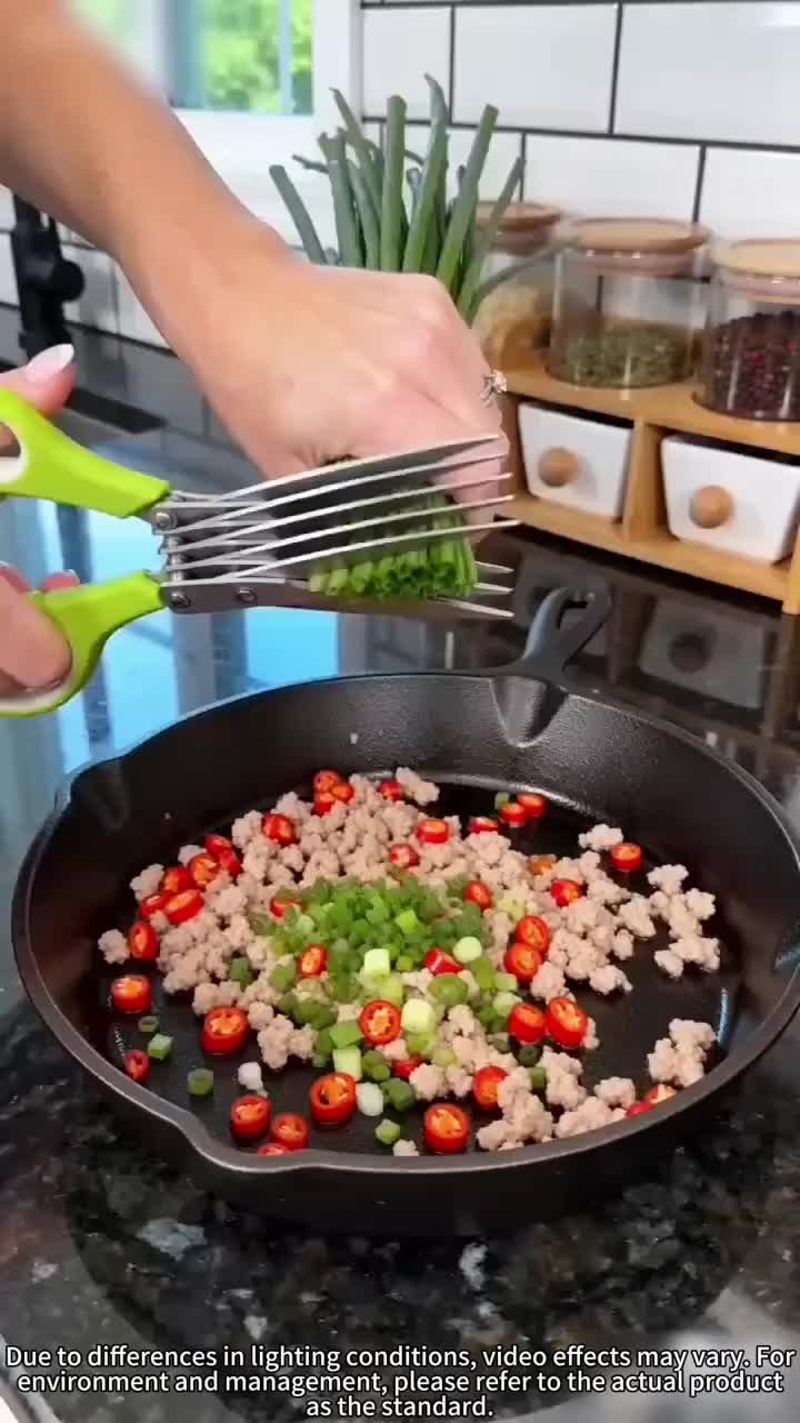 News - 5-Layer Vegetable Shears
