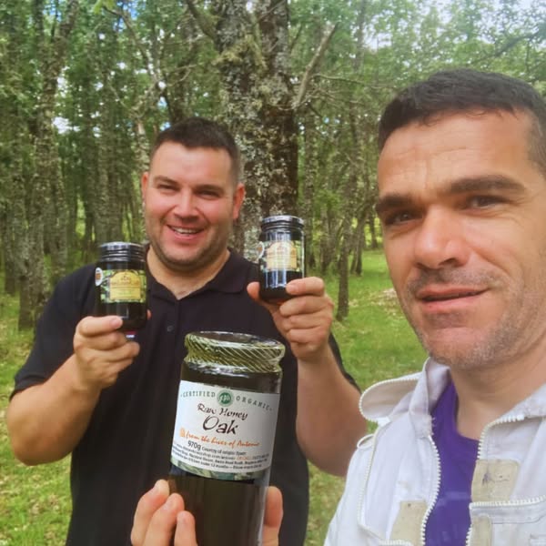 ‘Real Raw’ Honey From Artisan Beekeepers Without Needing To Travel
