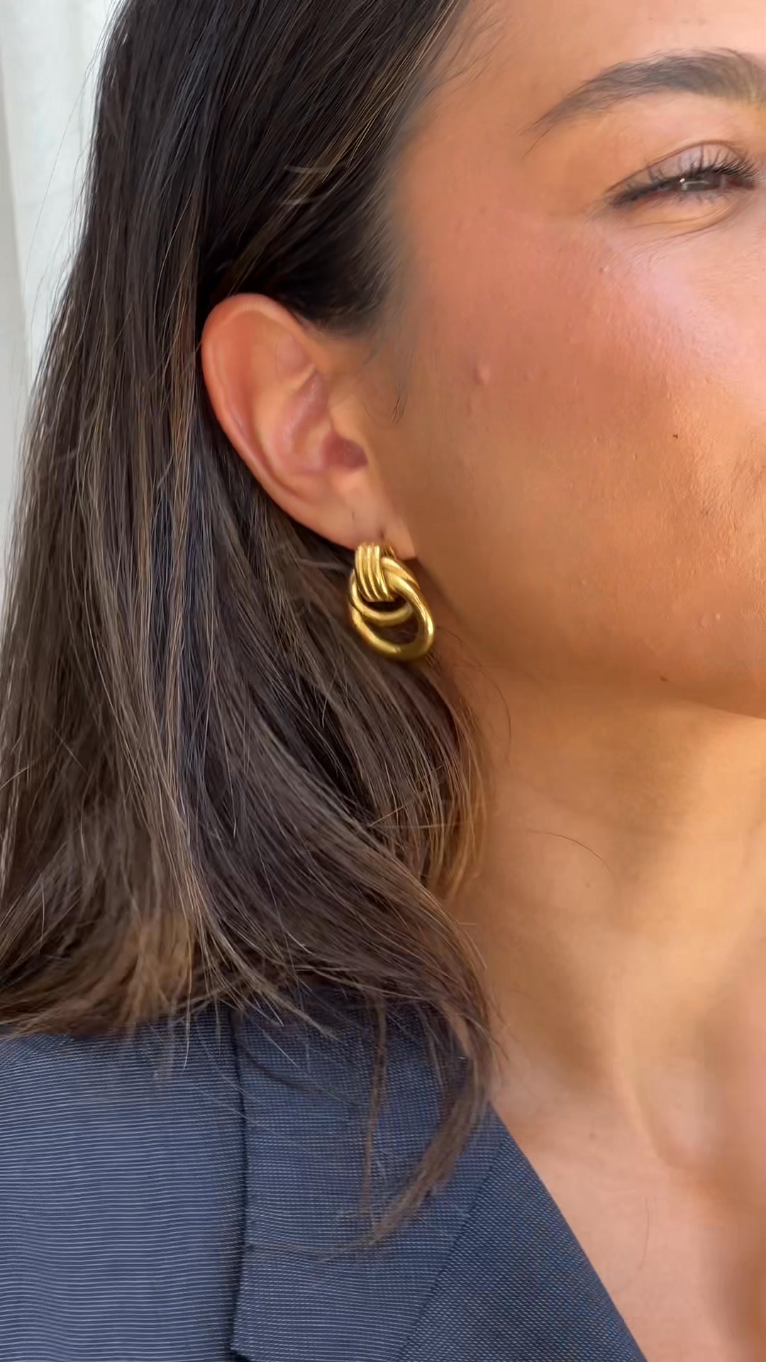 LIORA EARRINGS.