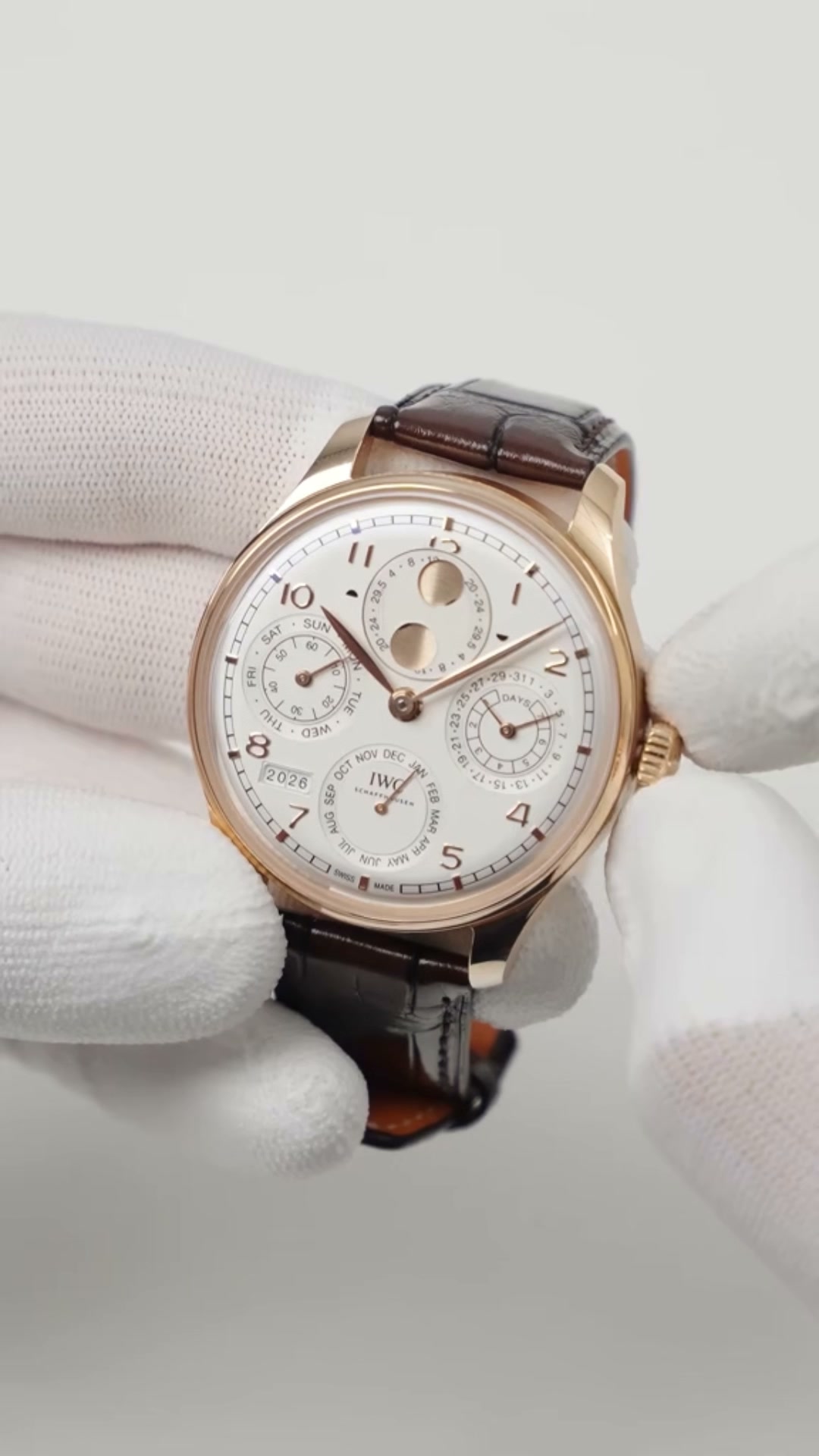BEST-SELLING HIGH QUALITY WATCHES