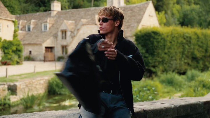 Anúncio de Skagen Clothing