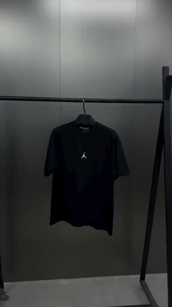 Designer Clothing, Below Retail