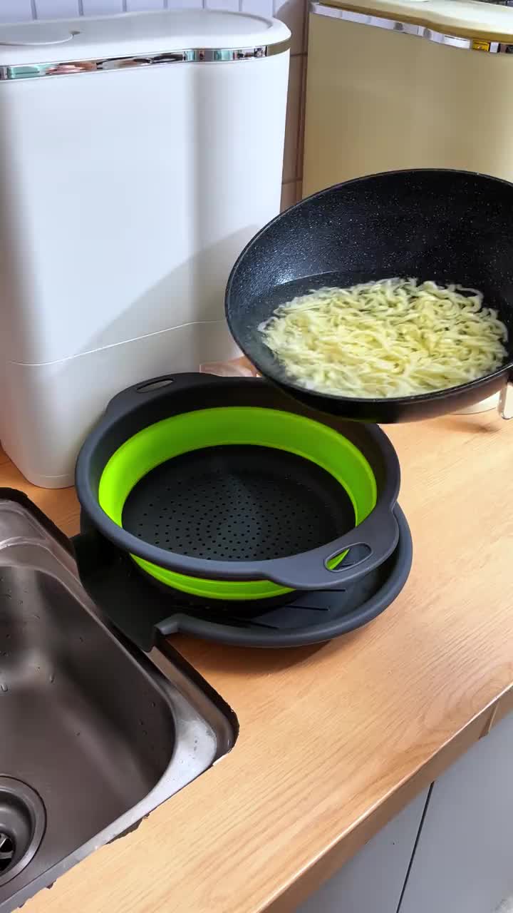 The Strainer That Saves Your Kitchen Space