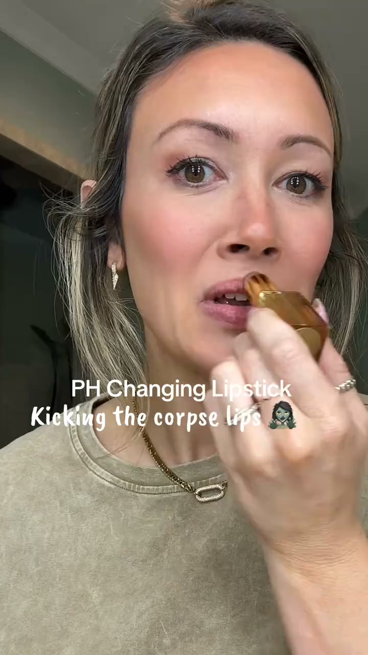 Best Solution For Mature Lips