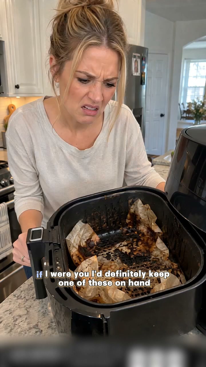First 50 Customers Buy 1 Get 1 FREE | Dual Compartment Silicone Air Fryer Liner – Reusable Heat-Resistant Non-Stick Oil Drain Baking Tray