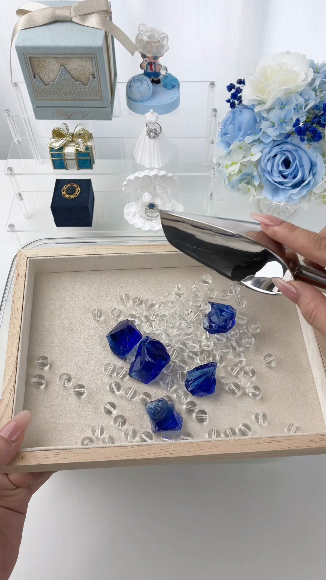 Mia's Jewelry Lucky Scoop