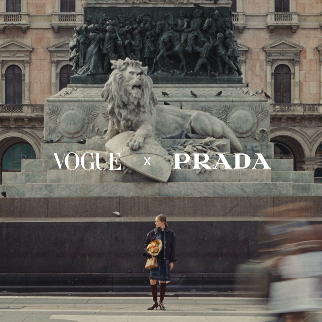 The Prada Galleria Handbag
