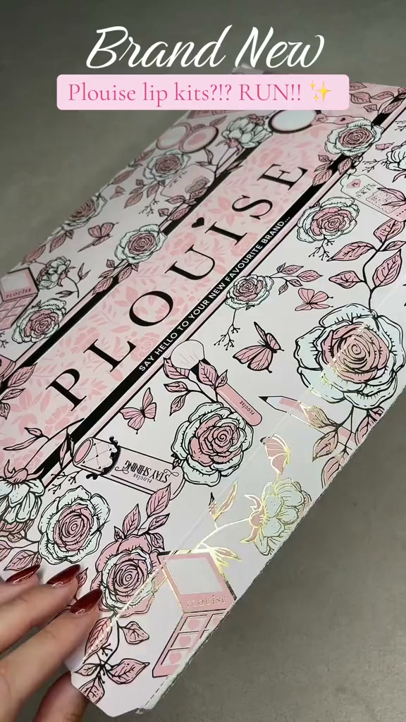 Anúncio de Plouise Makeup Academy