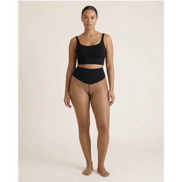 Curvy™ – Fleece-lined tights with a natural sheer look
