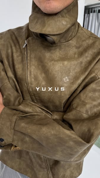 Discover our latest collections.