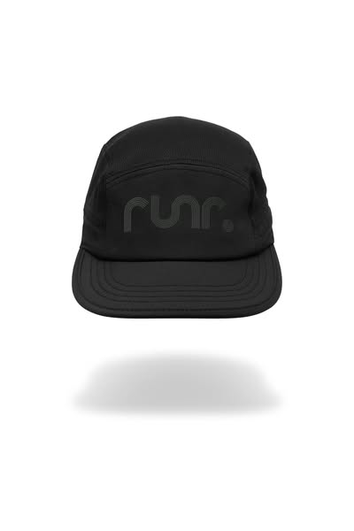 Runr Stuttgart Blackout Technical Running Hat