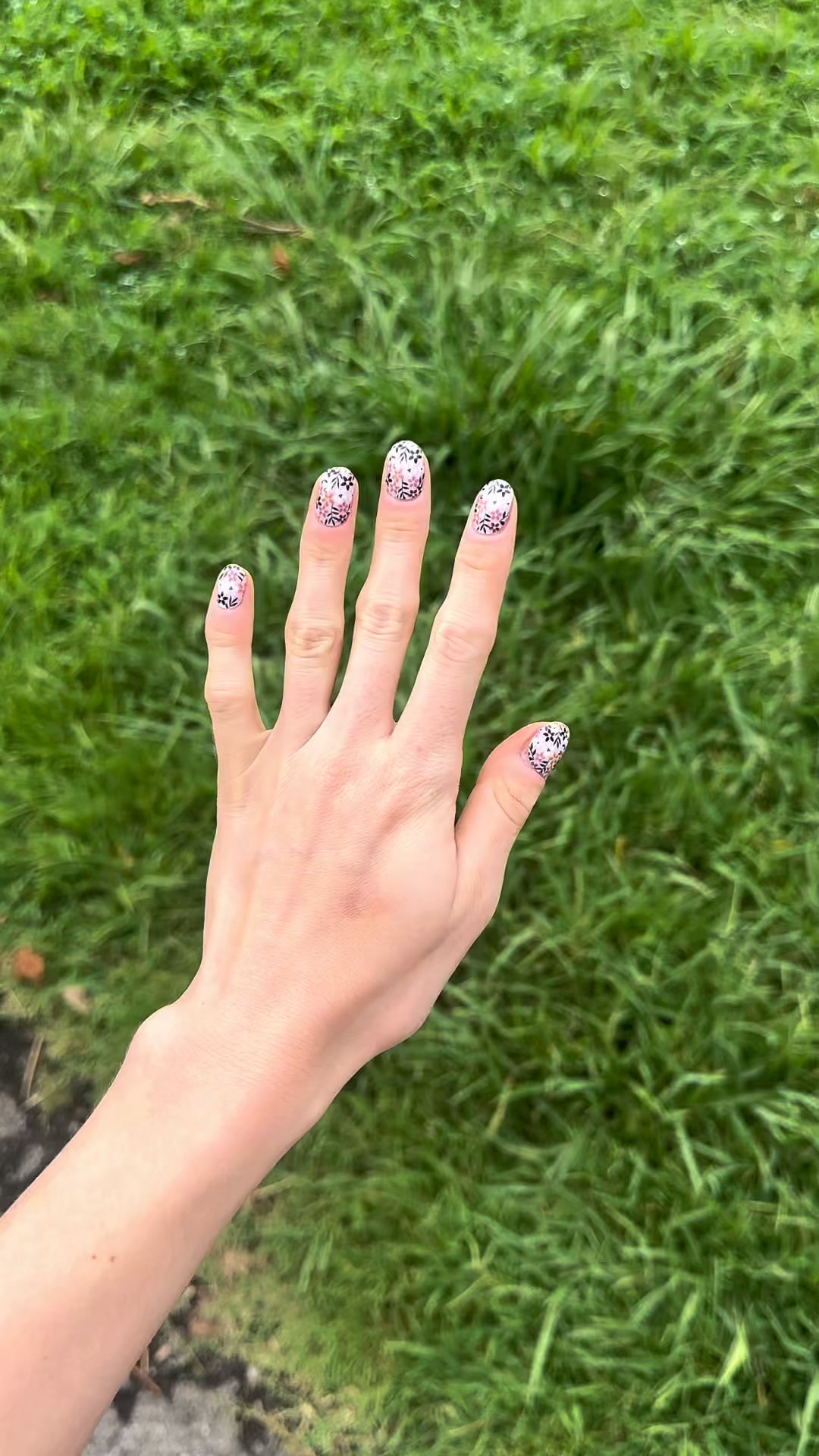 Trwały manicure w 20 minut