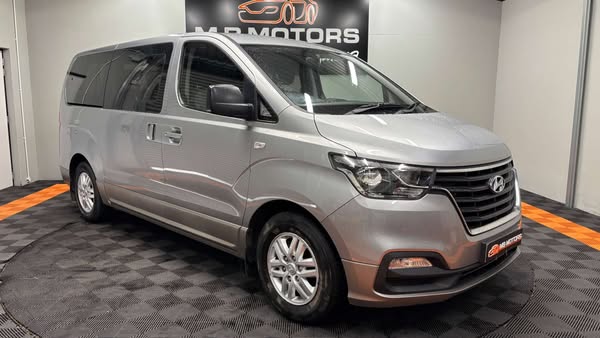 2019 HYUNDAI I800 - £17,995.00