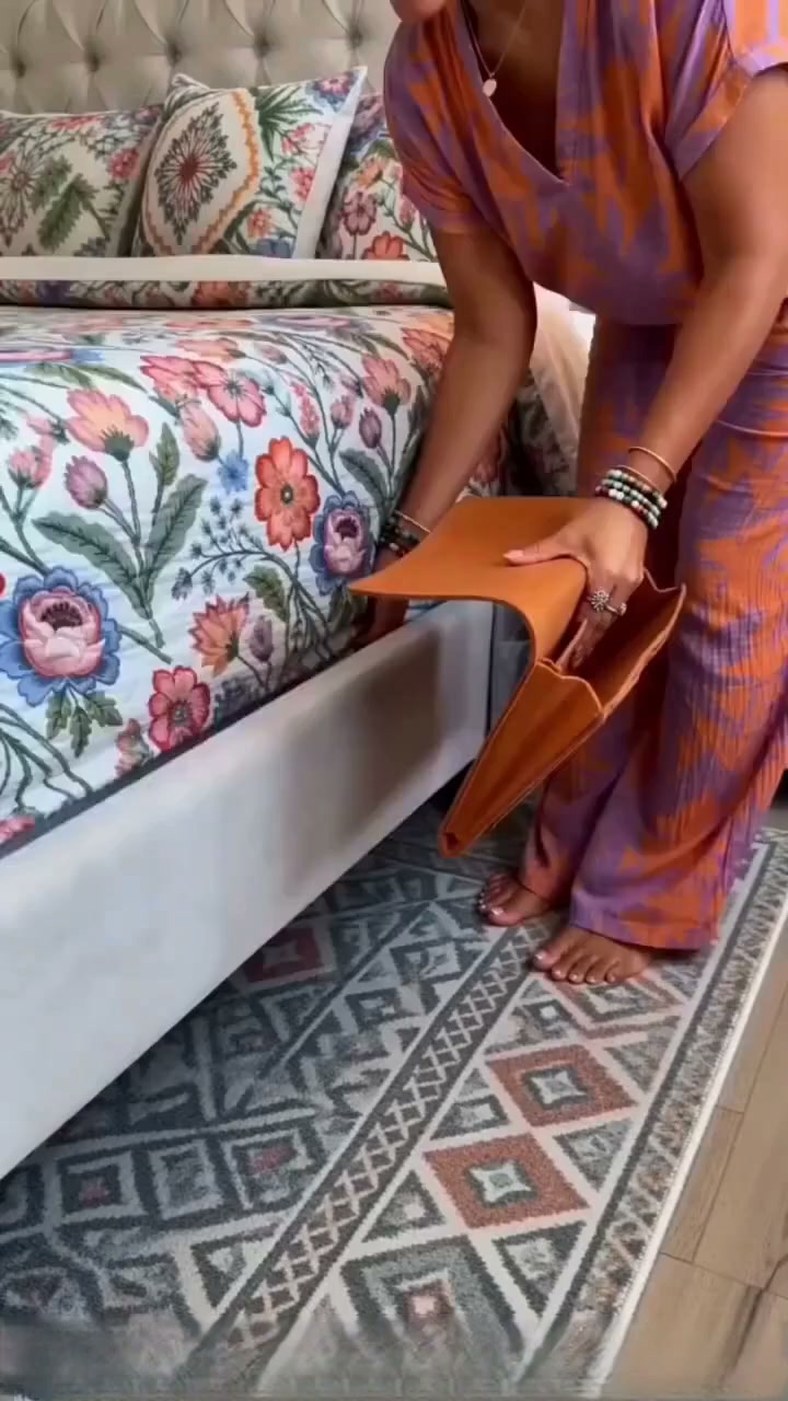Bedside Storage Bag (Animal-Shaped)