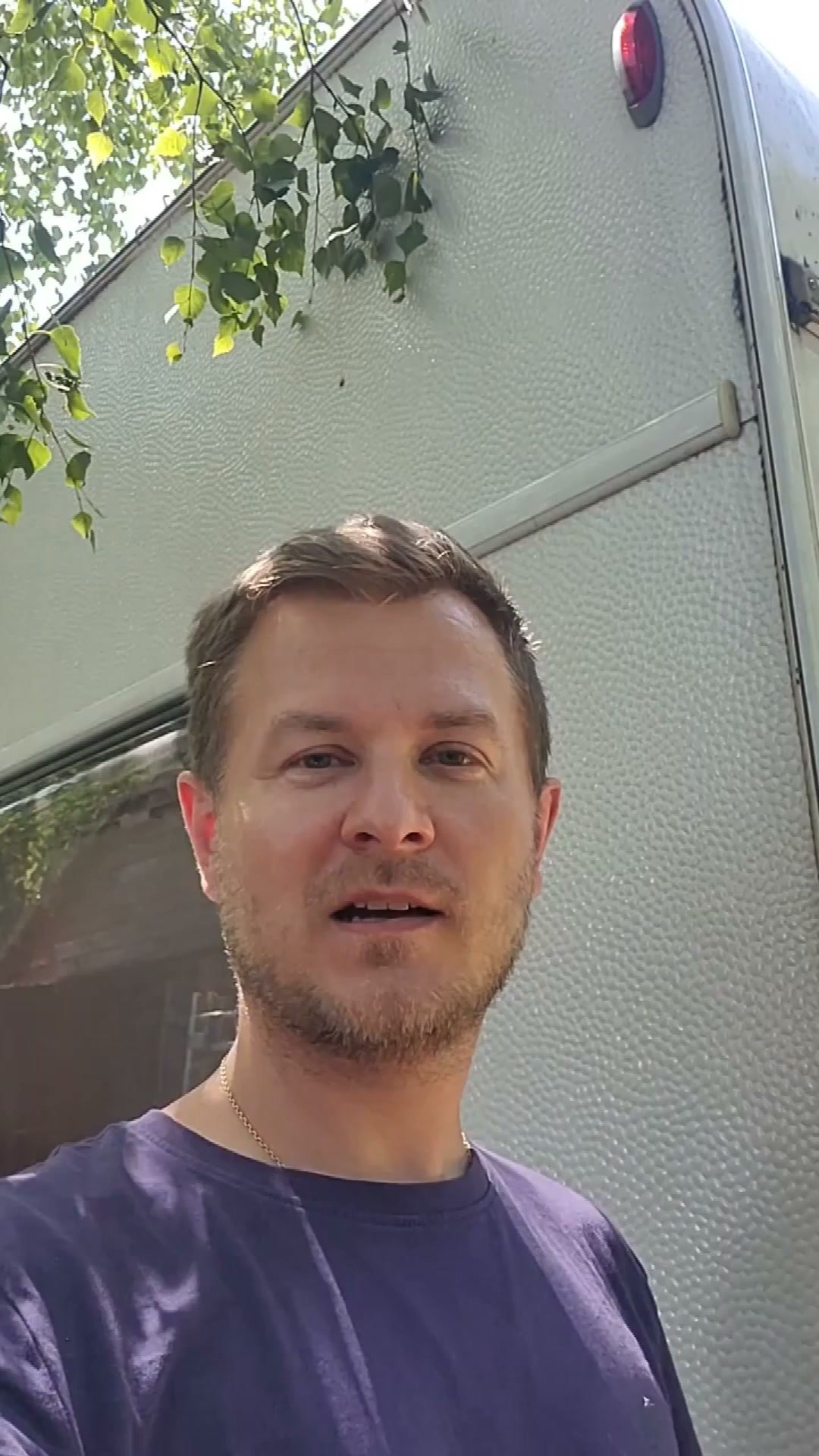 Letnie burze i brak prądu? R2500 V2 chroni Twój dom!