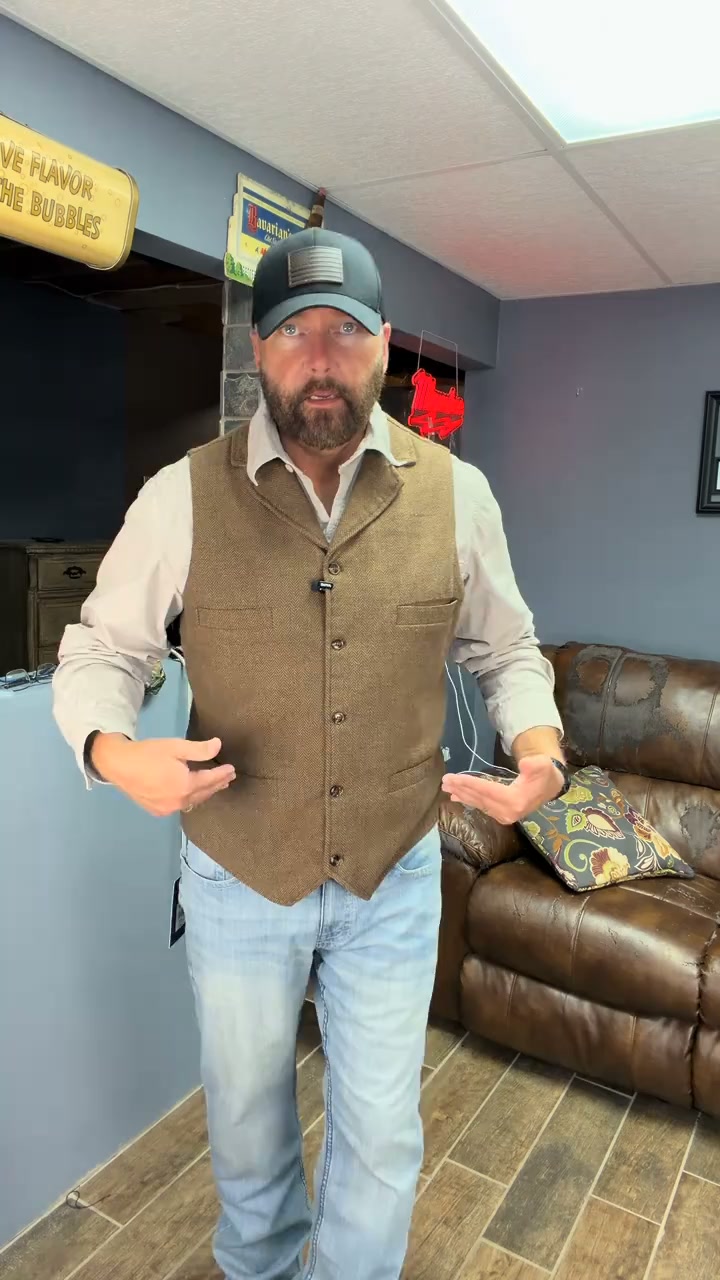 The Vintage Vest Everyone Is Talking About