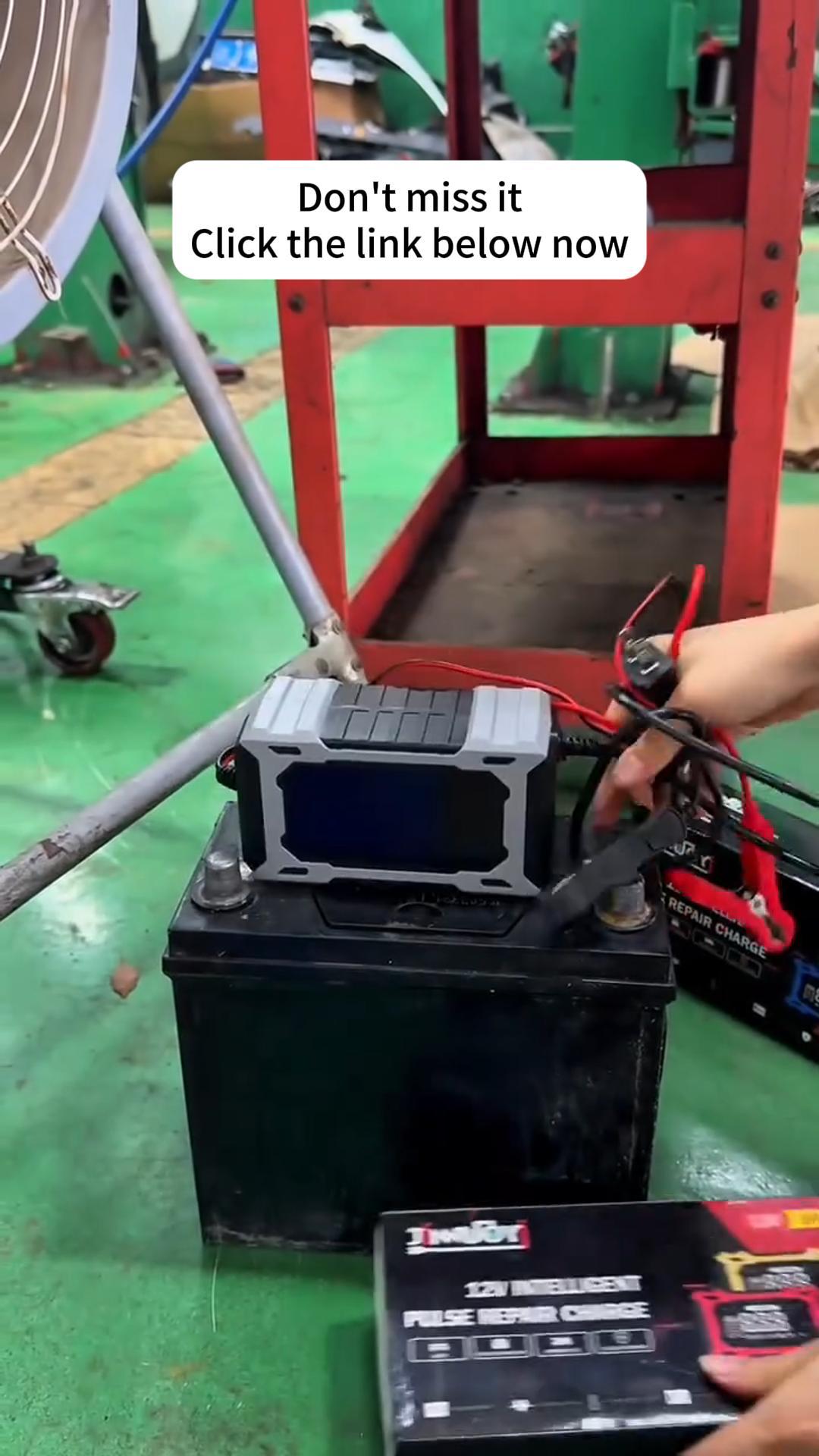 12V 6A Smart Battery Charger & Maintainer | Auto Charging for Cars, Motorcycles & Boats