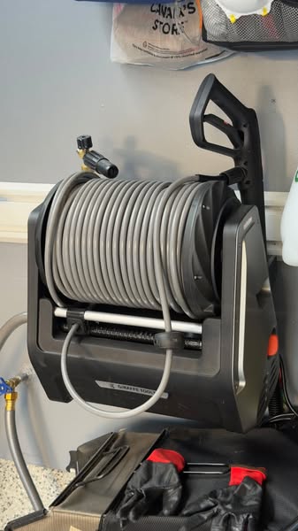 Zero Garage Chaos: Keeps your driveway clean and tidy.