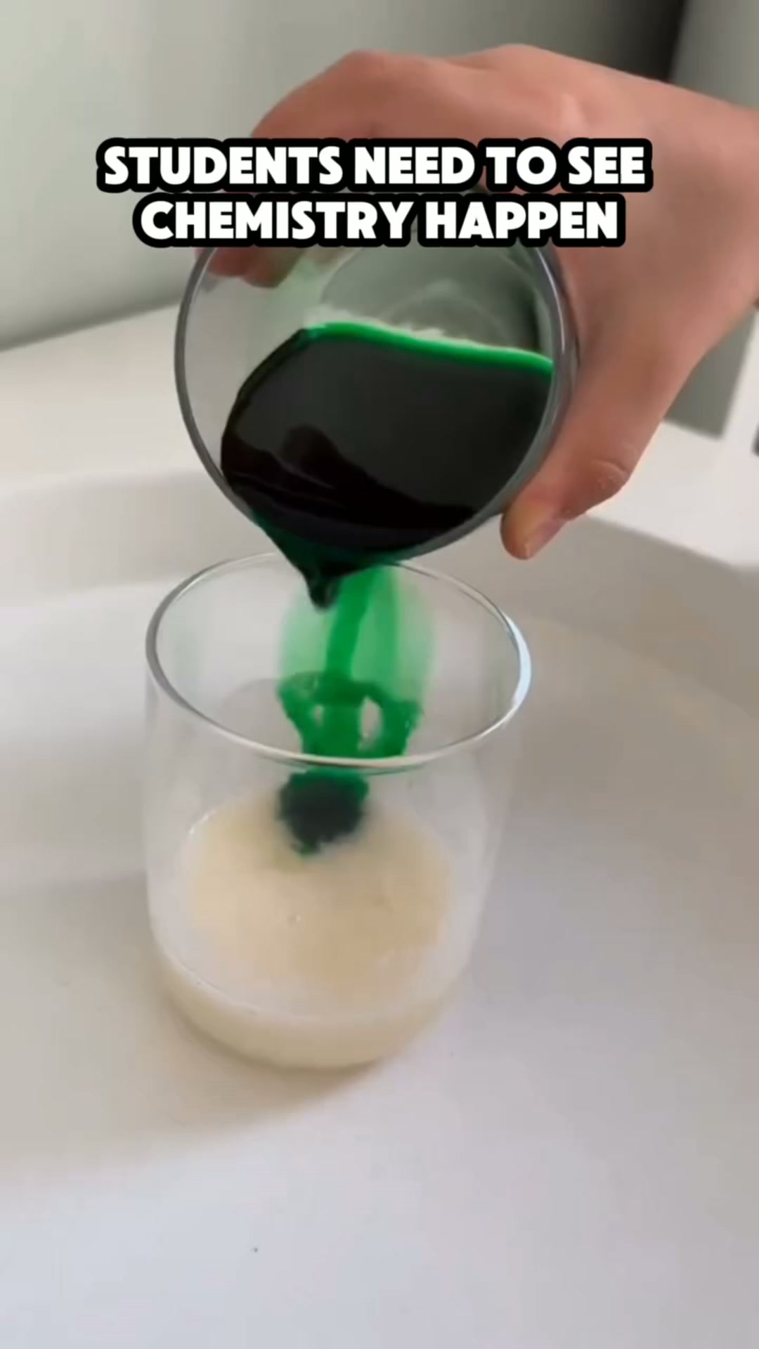 200+ Chemistry experiments