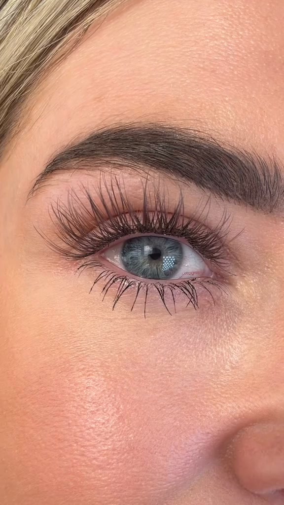 The Secret to Naturally Pretty Lashes